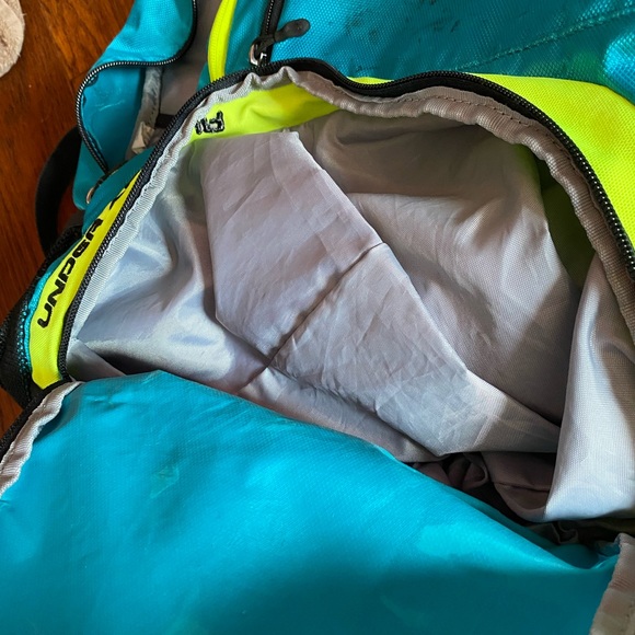 blue and green under armor book bag - Picture 2 of 6